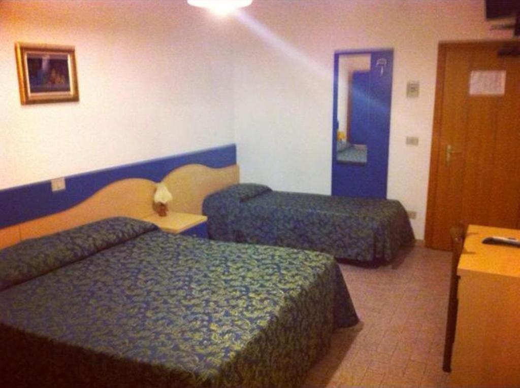 Hotel La Conchiglia Marciana Marina  Værelse billede